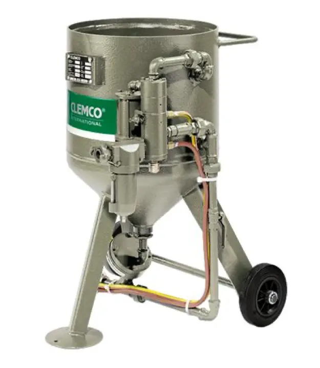 40 L Abrasive Blasting Pot with MP-1/2", MM-HMS [90044D]